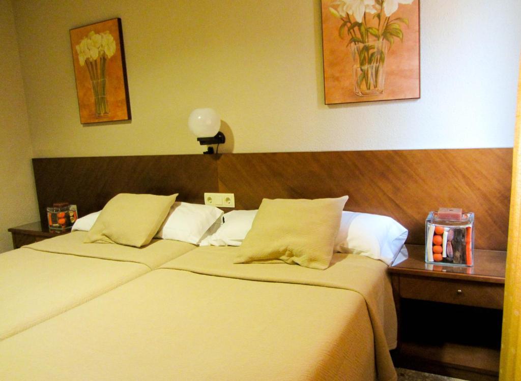 Hotel Avenida Requena Bilik gambar